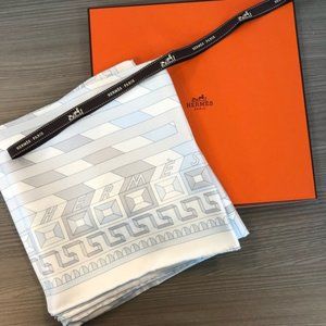 NWT! Authentic Hermès Scarf - LE FIL D’ ARIANE